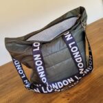 Bolso Puffer Verde Militar - Imagen 2