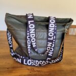 Bolso Puffer Verde Militar - Imagen 5
